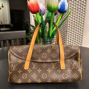 Louis Vuitton Sonatine Handbag
